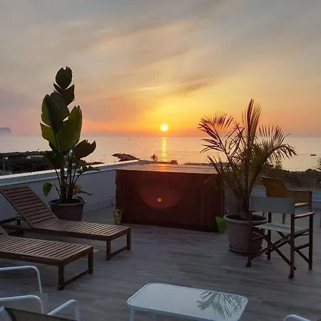 Bellavista Apartment *